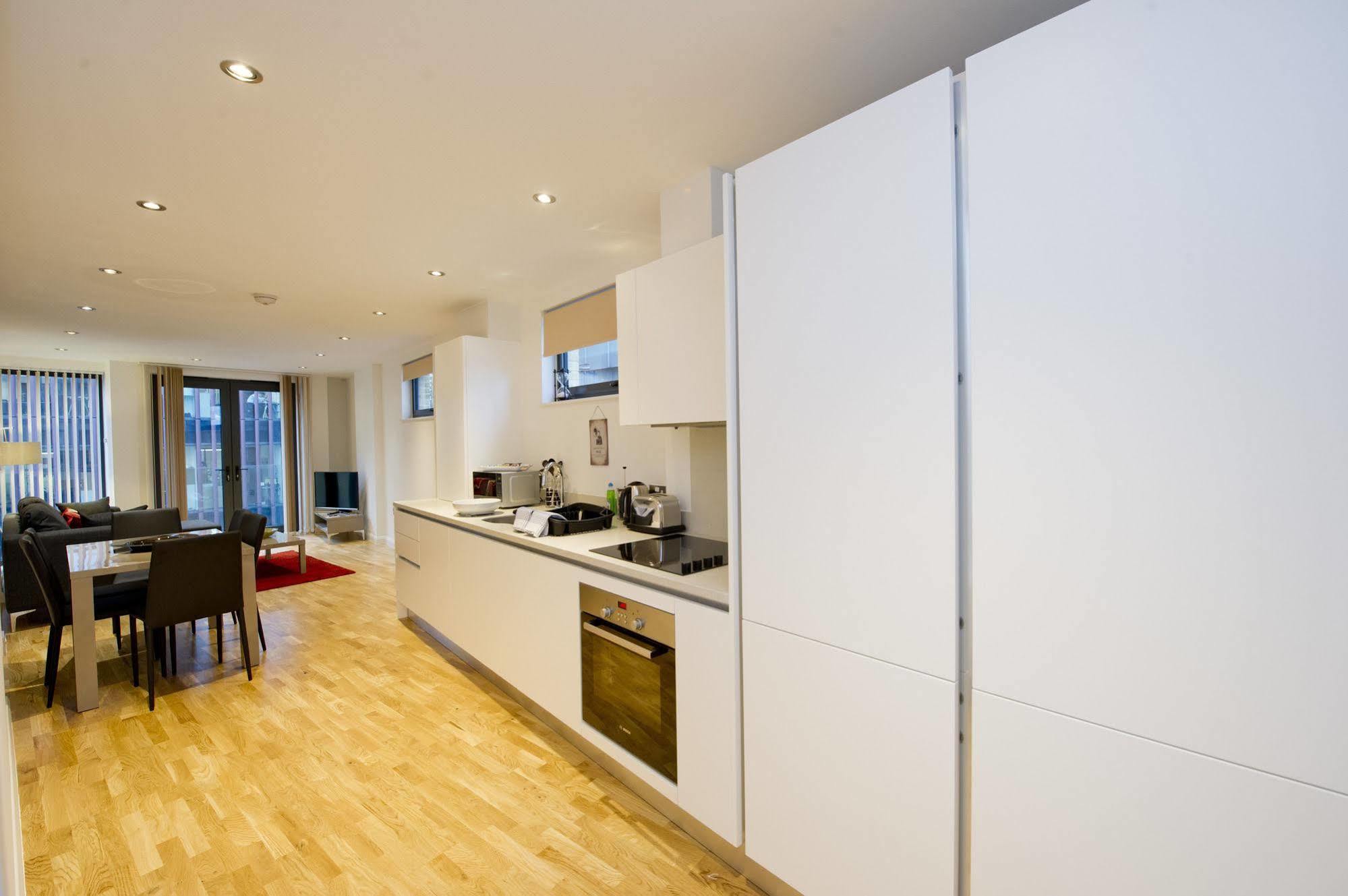 Tooley Street Apartments By Viridian Apartments Лондон Екстериор снимка