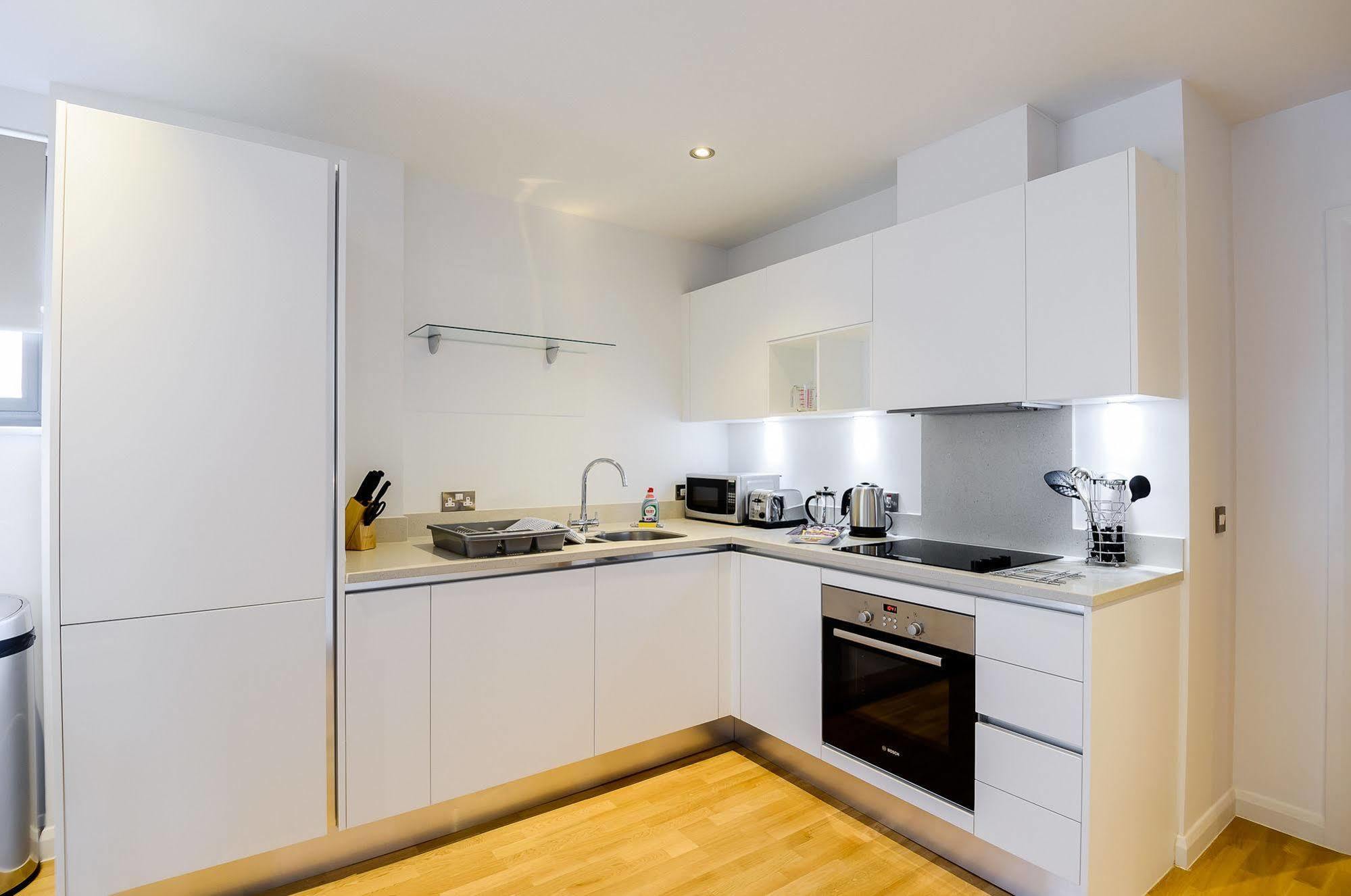 Tooley Street Apartments By Viridian Apartments Лондон Екстериор снимка